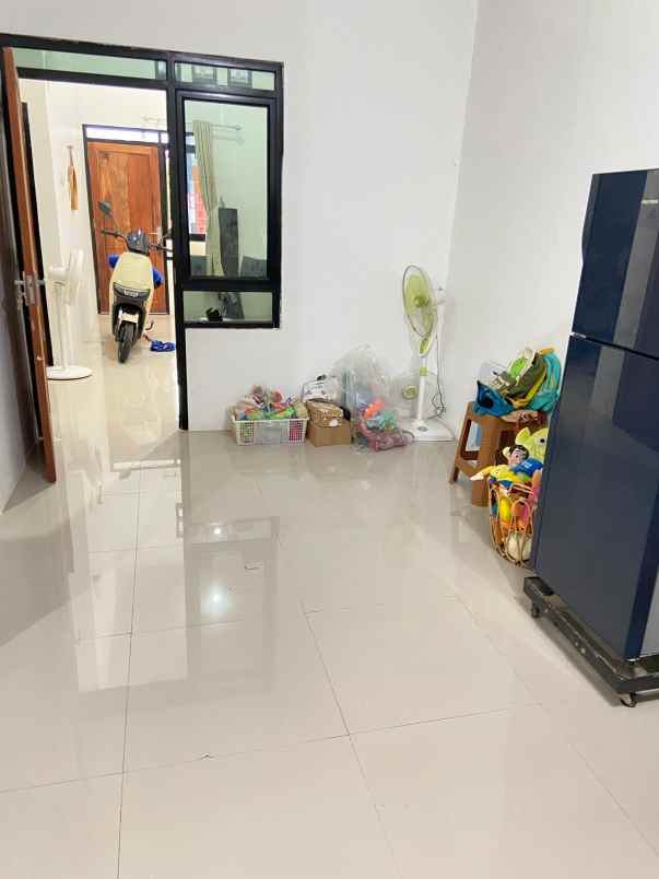 dijual rumah diover kredit rumah di