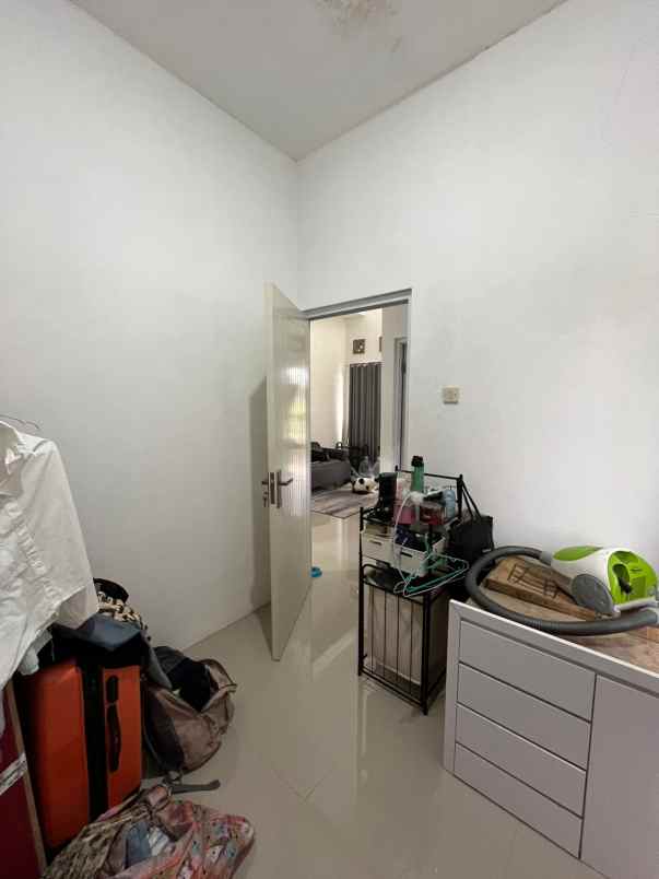dijual rumah diover kredit rumah di