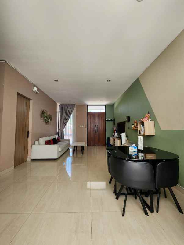 dijual rumah duren sawit jaktim