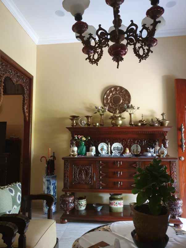 dijual rumah eknik cinere depok