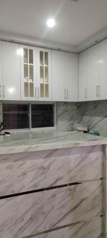 dijual rumah executive cubico town house ciputat