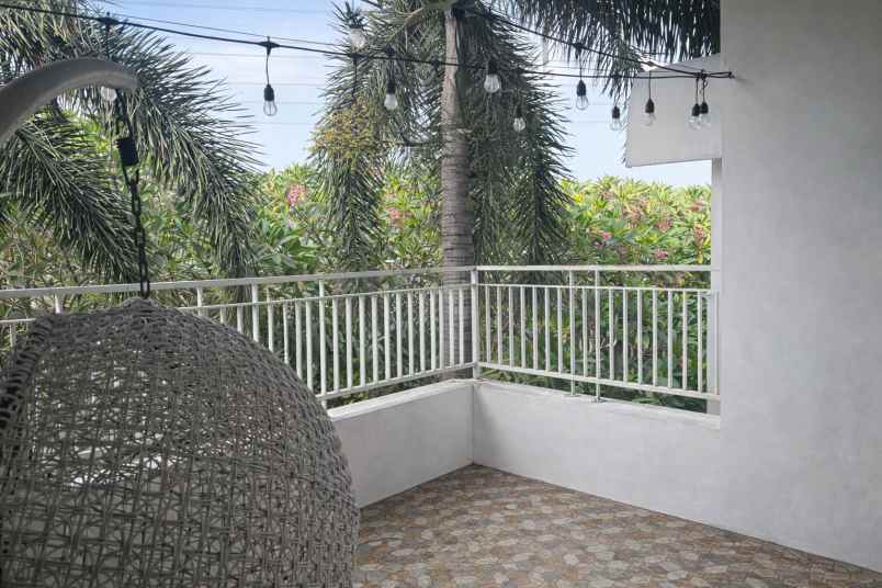 dijual rumah gading riviera