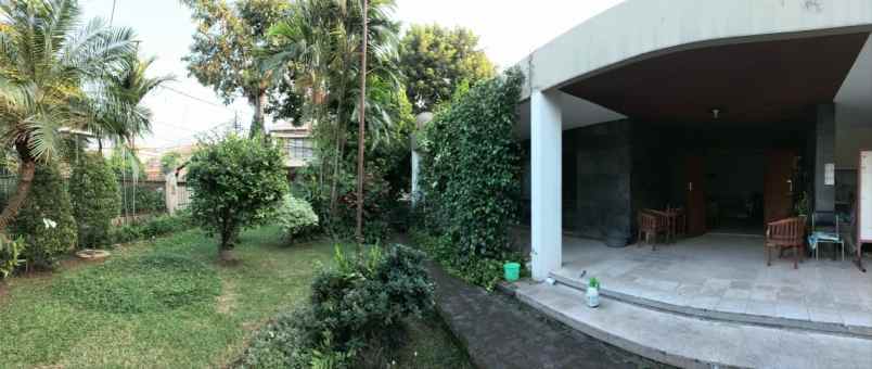 dijual rumah gandaria