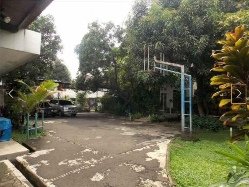 dijual rumah gandaria