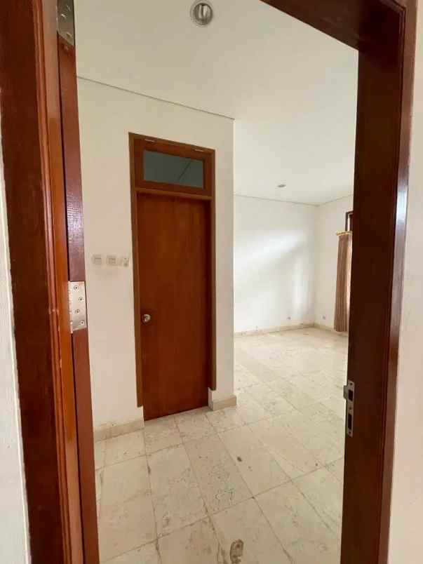 dijual rumah gandaria utara kec