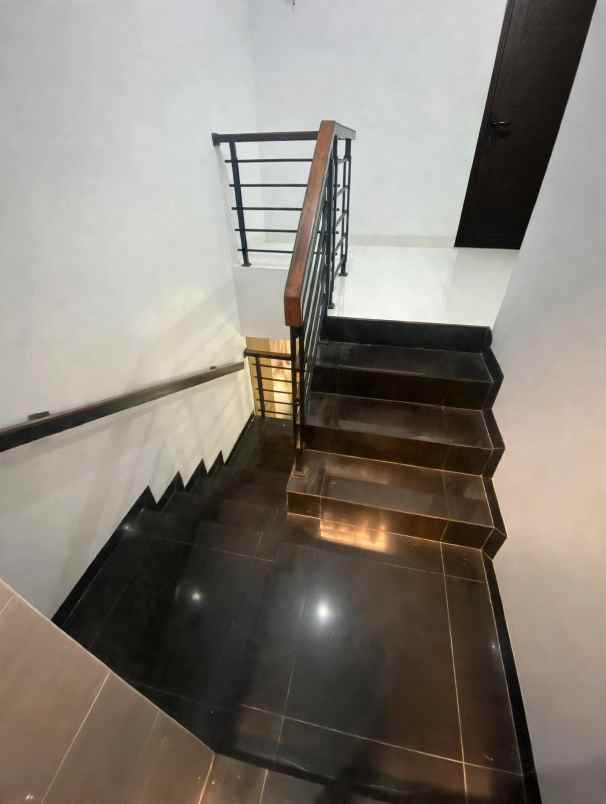 dijual rumah gandul cinere depok
