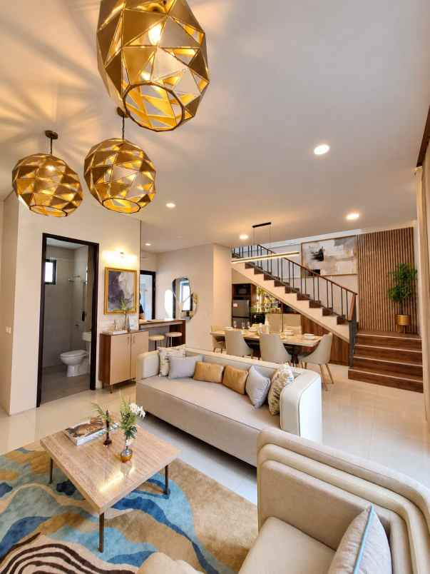 dijual rumah graha famili alba