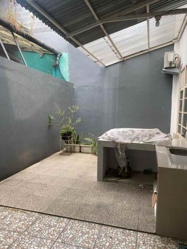 dijual rumah grand galaxy jaka setia