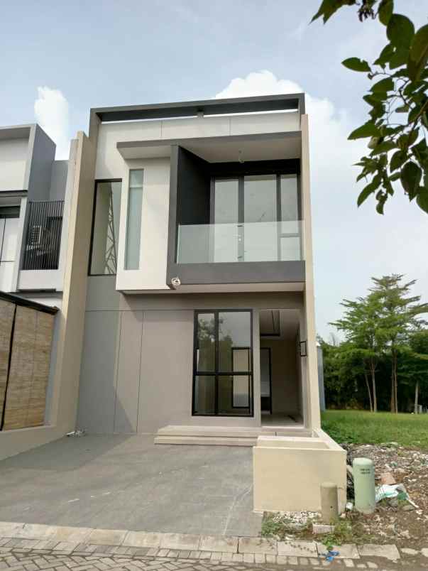 dijual rumah green lake