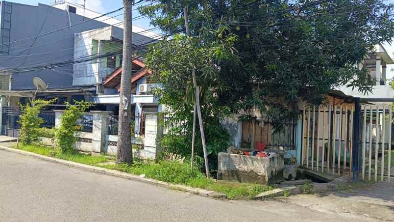 dijual rumah harapan indah