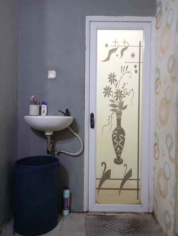 dijual rumah hook ciledug kota tangerang