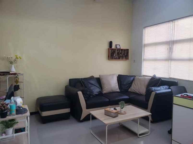 dijual rumah hook lokasi perumahan karangploso malang