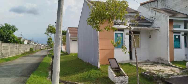 dijual rumah hook murah citra maja city