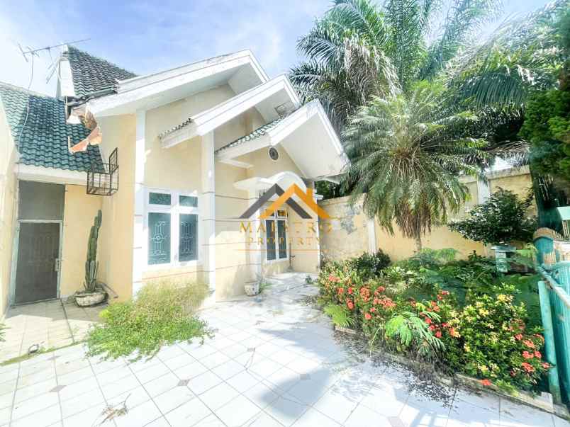 dijual rumah hook siap huni komplek cemara hijau medan