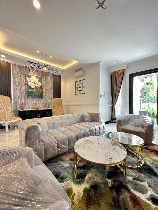 dijual rumah jagakarsa