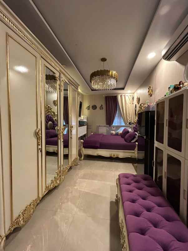 dijual rumah jakarta garden city