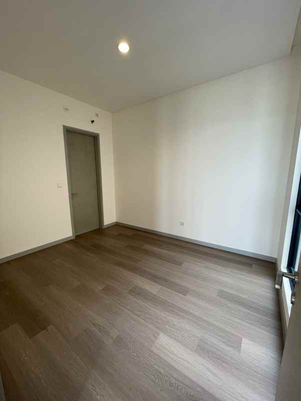dijual rumah jakarta garden city