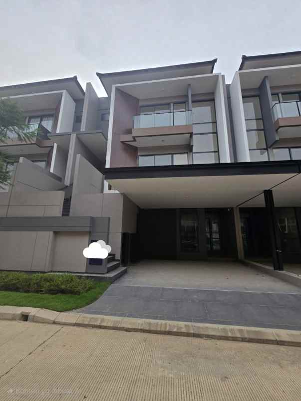dijual rumah jakarta garden city