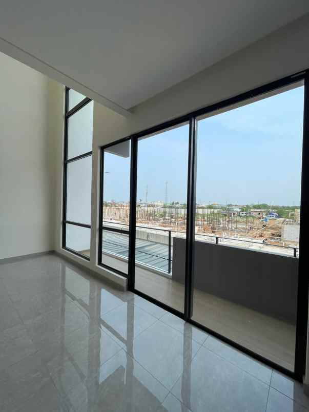 dijual rumah jakarta garden city