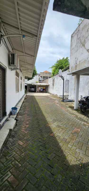 dijual rumah jalan anjasmoro