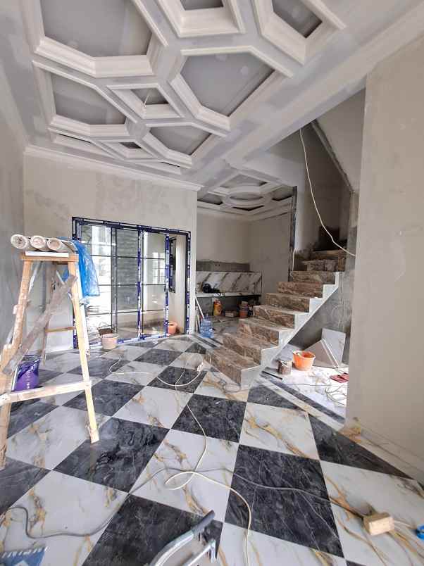 dijual rumah jalan benda jagakarsa