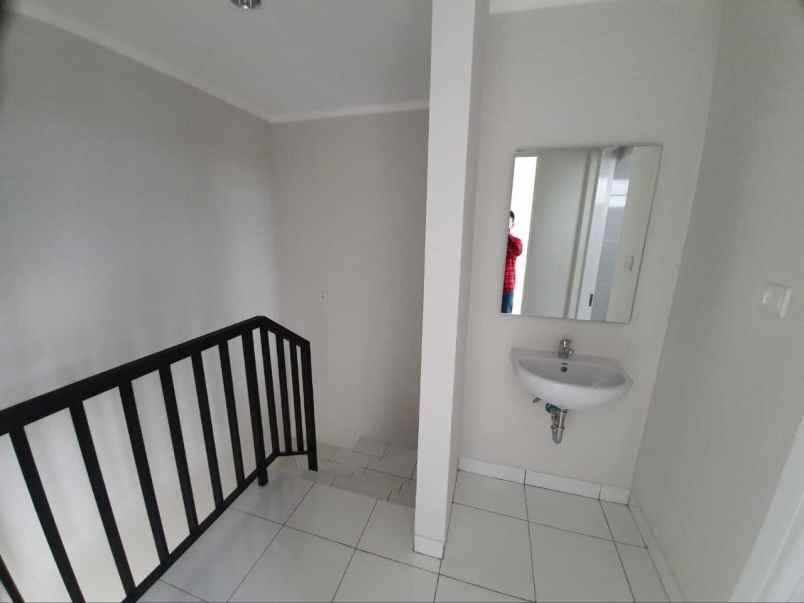 dijual rumah jalan gedebage kec