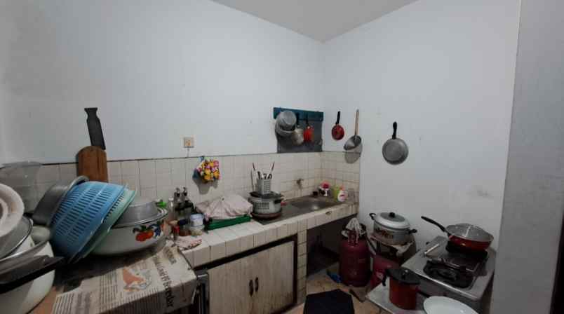 dijual rumah jalan klampis anom