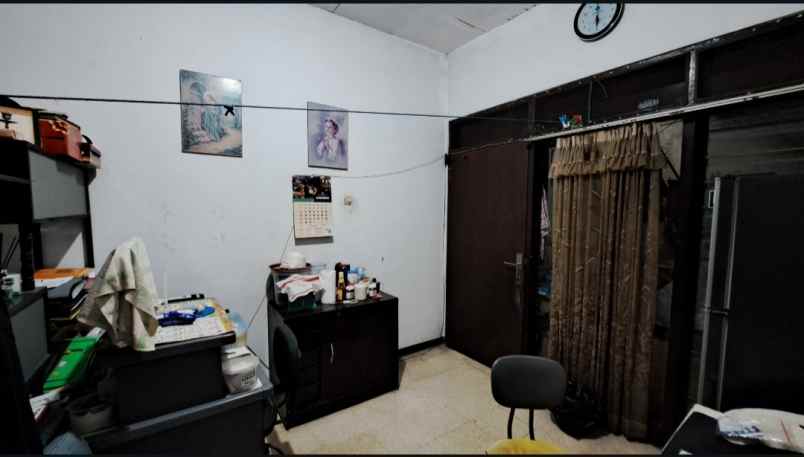 dijual rumah jalan klampis anom