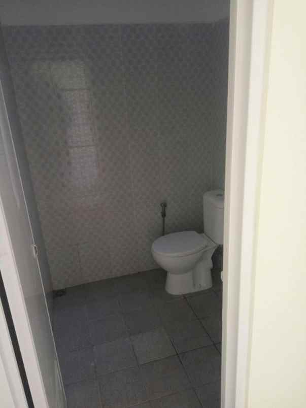 dijual rumah jalan masjid ii