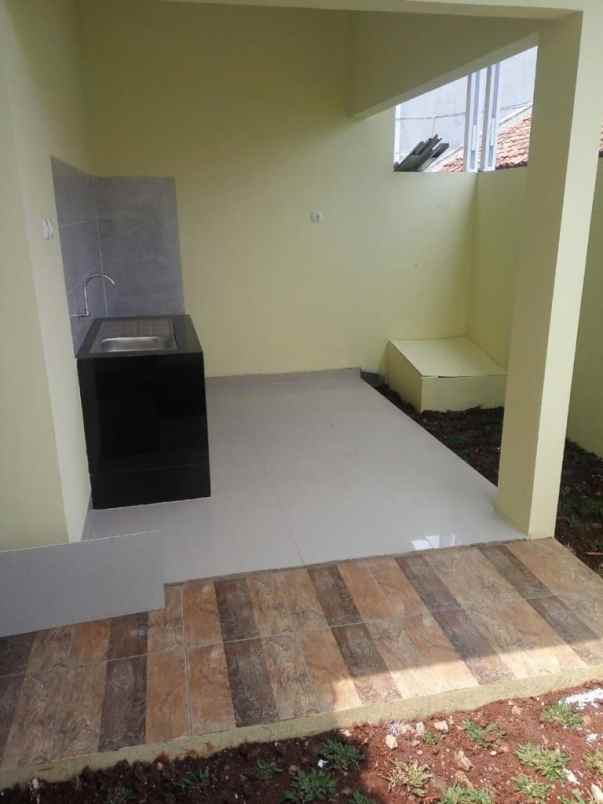 dijual rumah jalan masjid ii