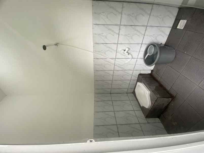 dijual rumah jalan raya megu cisoka