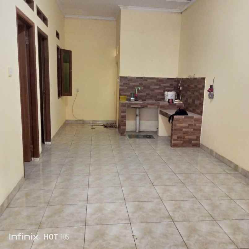 dijual rumah jalan setu jatijajar