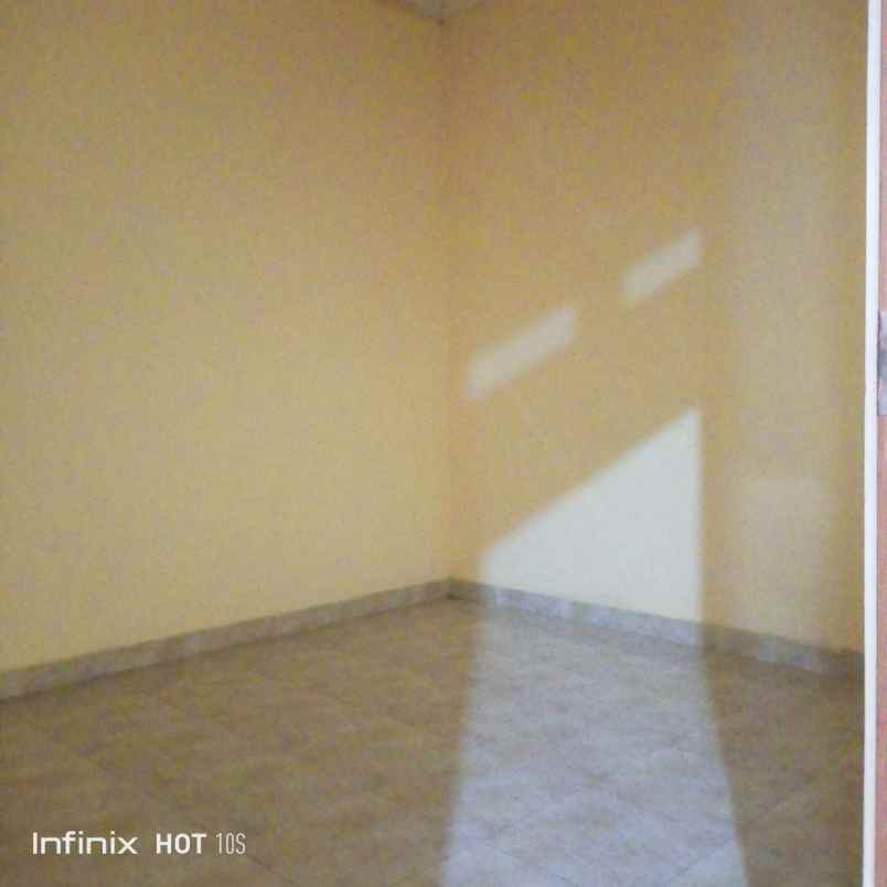 dijual rumah jalan setu jatijajar