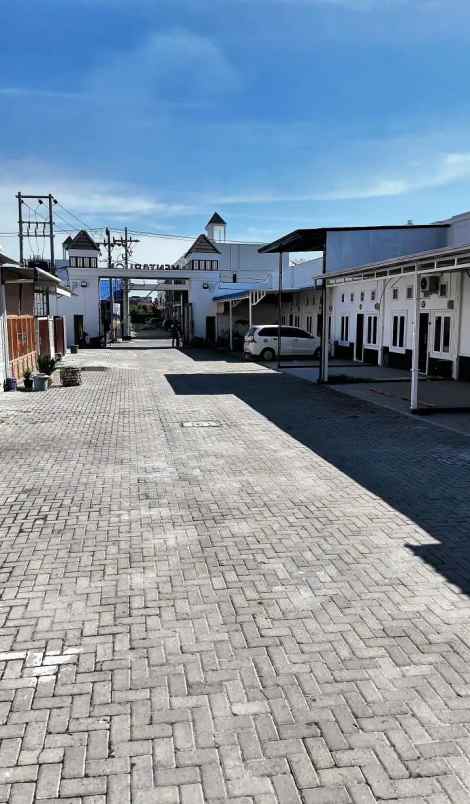 dijual rumah jalan surya haji dekat