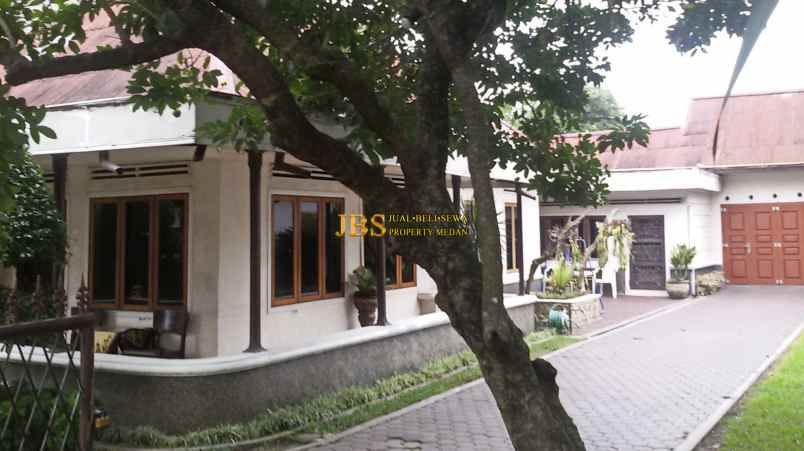 dijual rumah jalan tengku amir hamzah