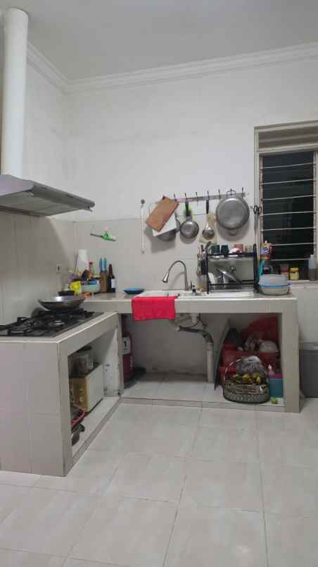 dijual rumah janur elok kelapa gading