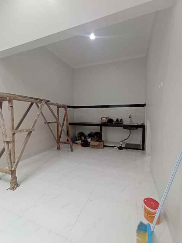 dijual rumah jatiasih bekasi