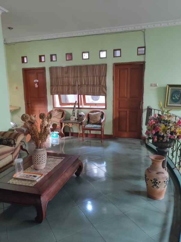 dijual rumah jatibening