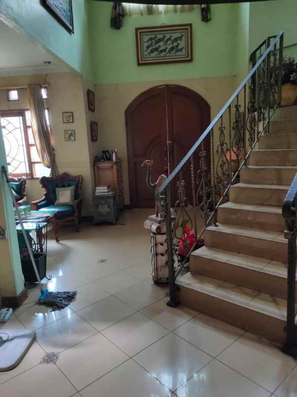 dijual rumah jatibening