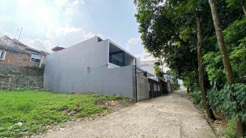 dijual rumah jatiemdah