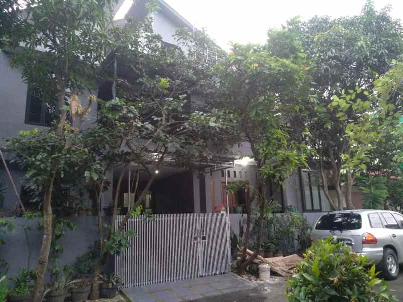 Rumah 3 Lantai Dalam Perumahan Gdc Dekat Alun - Alun Depok