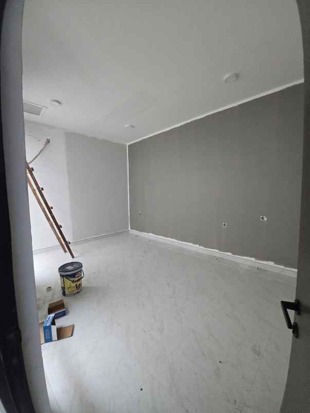 dijual rumah jemursari