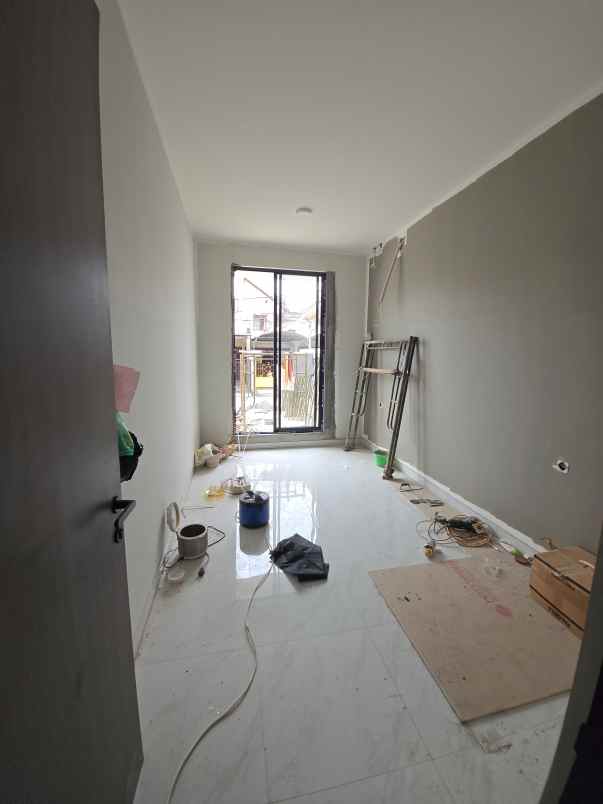 dijual rumah jemursari
