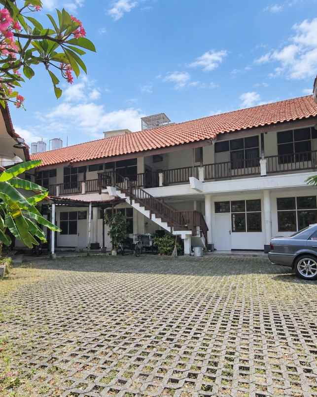 dijual rumah jemursari selatan