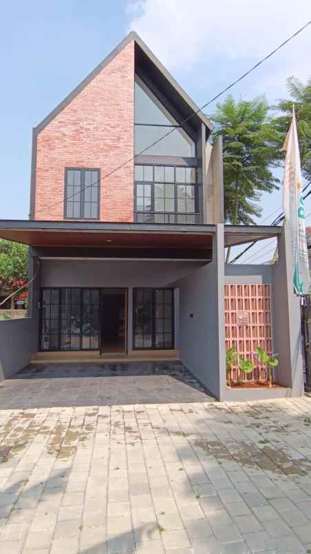 dijual rumah jl bambon raya