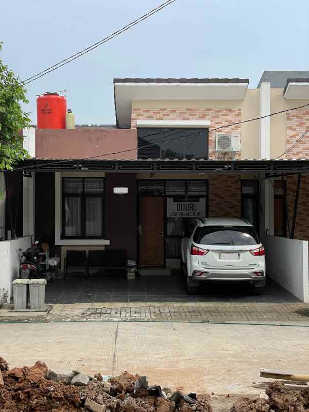 dijual rumah jl bolzano 08 blok wd 11