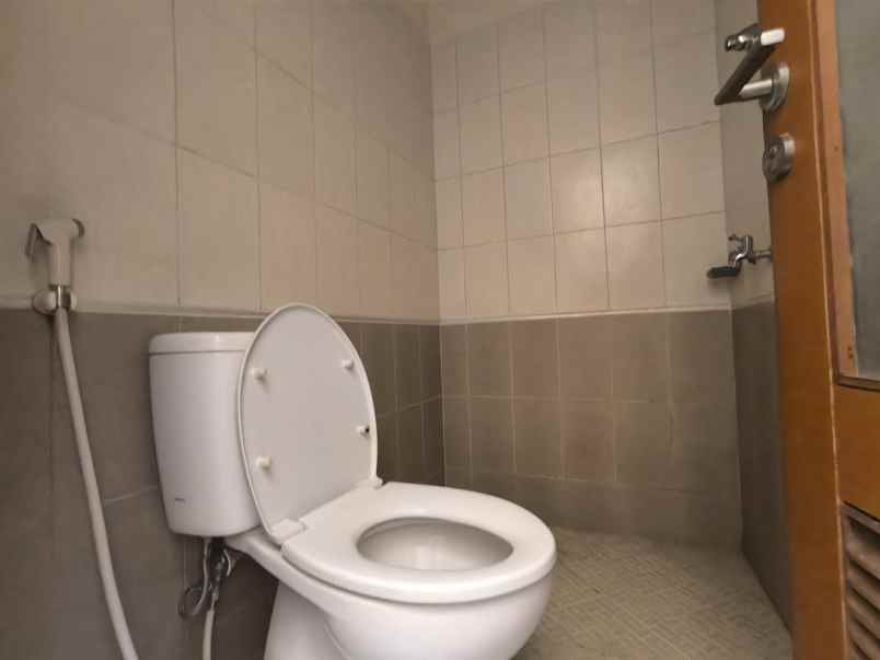 dijual rumah jl cigadung tengah dago