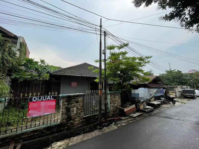 dijual rumah jl jatipadang jati padang