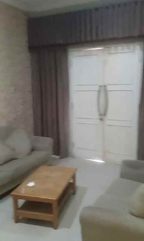 dijual rumah jl kemiri pondok cabe