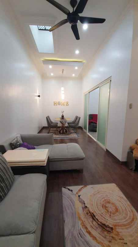 dijual rumah jl keputih tegal